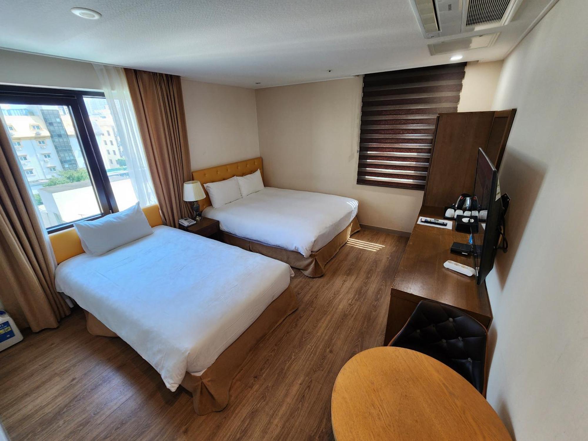 Hotel Haema Jeju Esterno foto