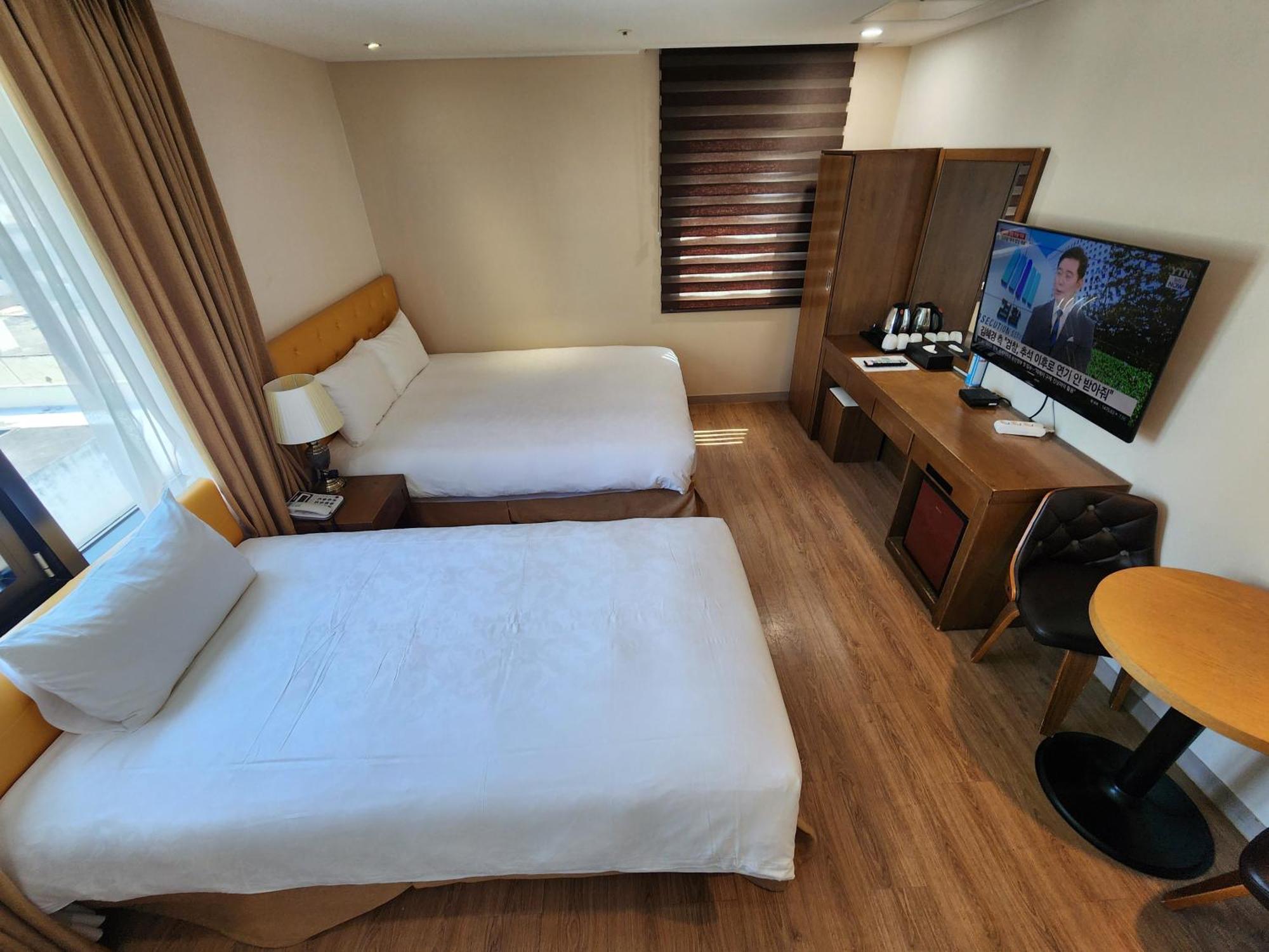 Hotel Haema Jeju Esterno foto