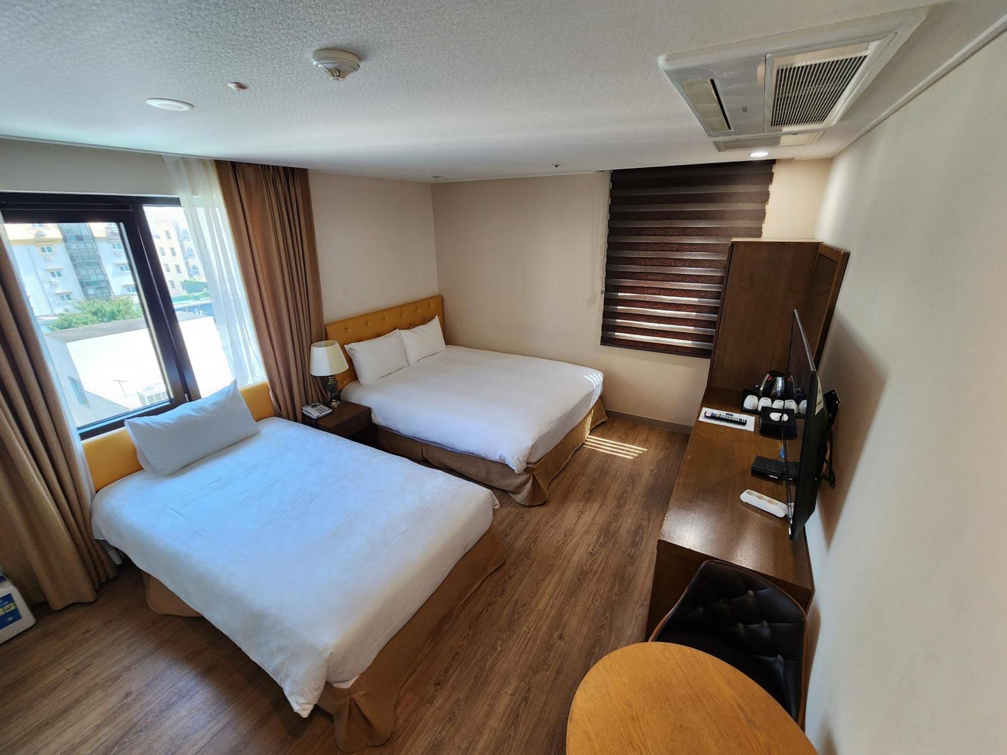 Hotel Haema Jeju Esterno foto