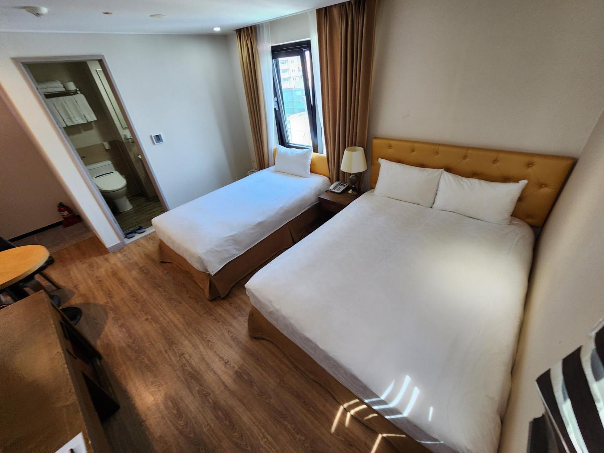 Hotel Haema Jeju Esterno foto