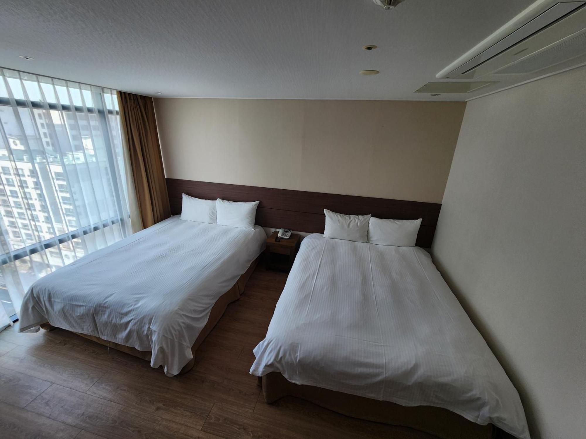 Hotel Haema Jeju Esterno foto