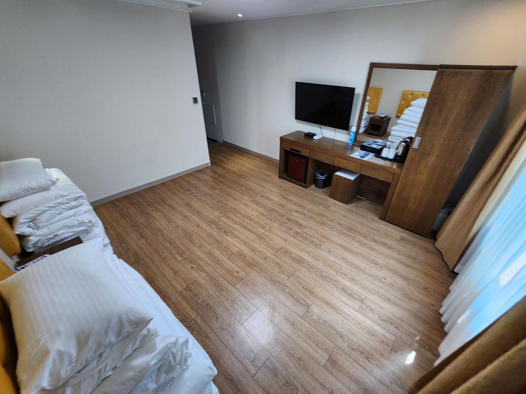 Hotel Haema Jeju Esterno foto